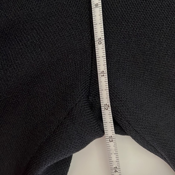 St. John Collection Knit Pants 10 - Picture 6 of 7